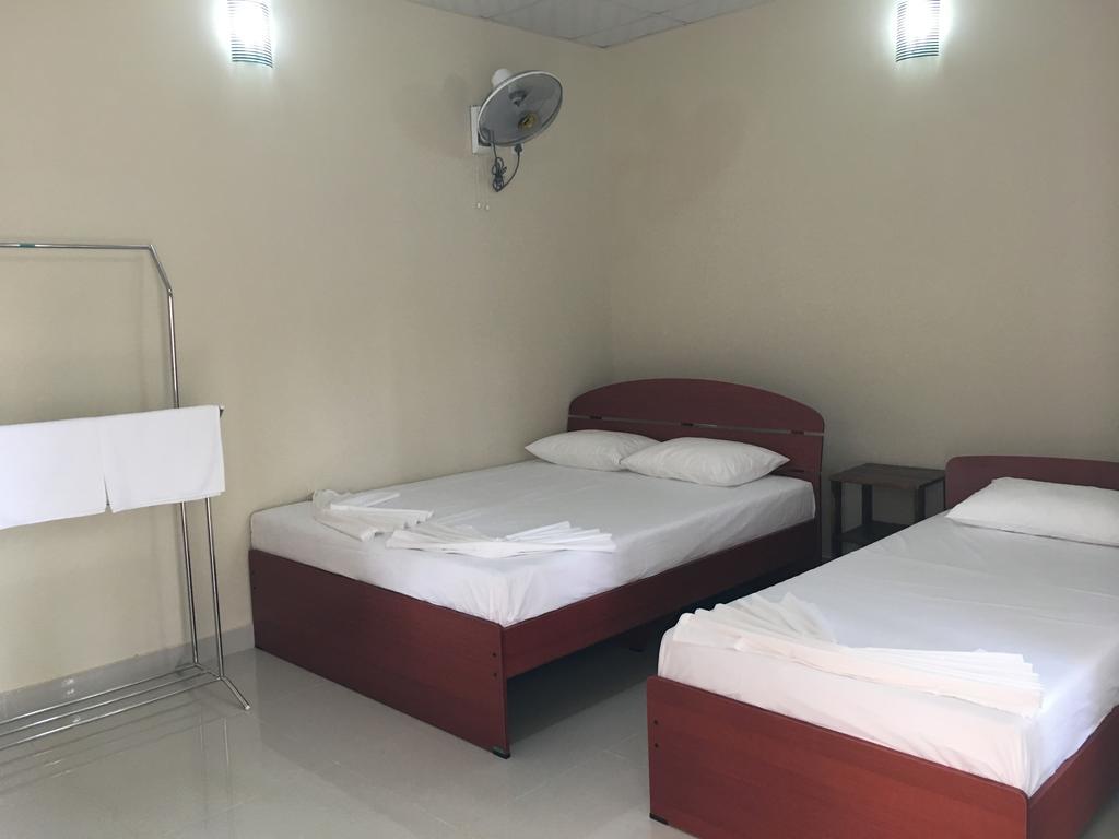 Lavonka Tourist Rest Hotel Anuradhapura Kültér fotó