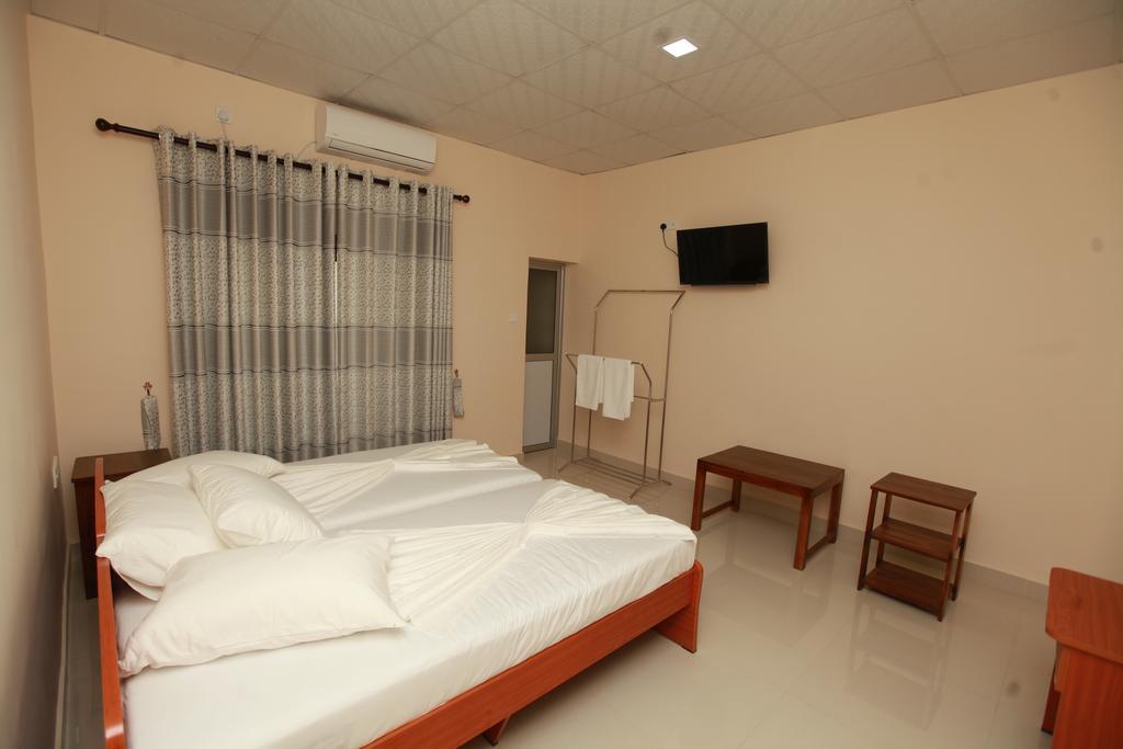 Lavonka Tourist Rest Hotel Anuradhapura Kültér fotó