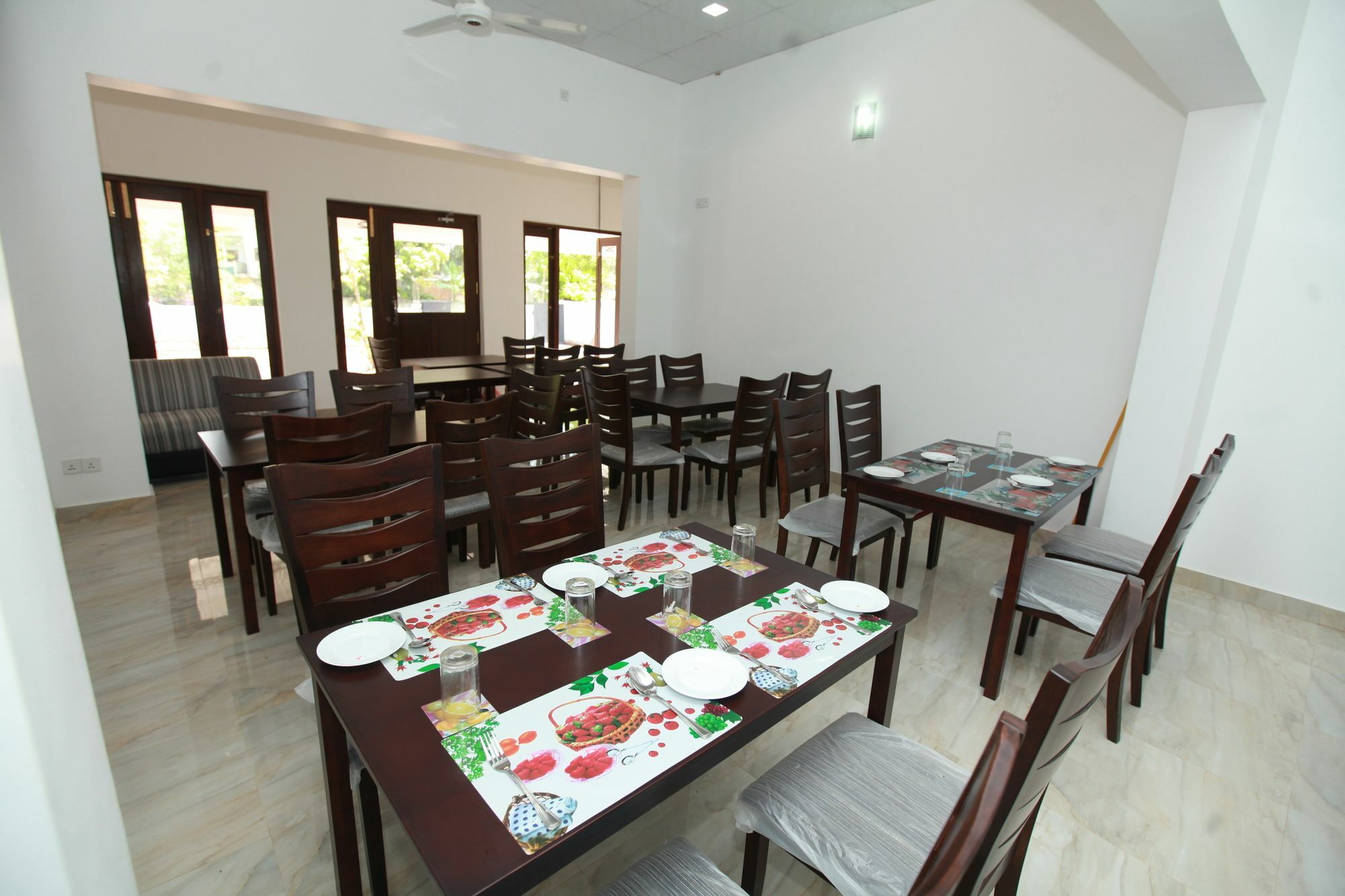 Lavonka Tourist Rest Hotel Anuradhapura Kültér fotó