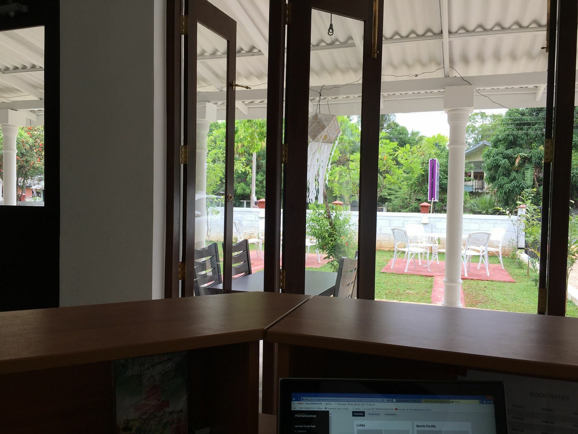Lavonka Tourist Rest Hotel Anuradhapura Kültér fotó
